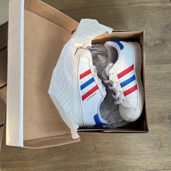Adidas Red White & Blue Superstarts❤️🤍💙 - Picture 10 of 11